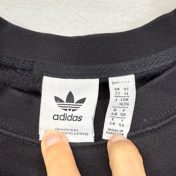 Adidas Size XL Women's Black Embroidered Logo Sweatshirt - Picture 4 of 4